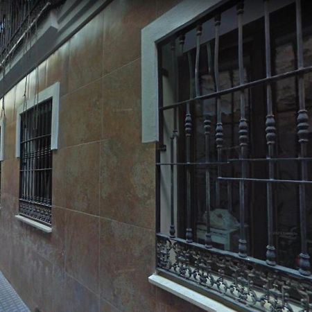 Holidays2Malaga Eduardo Ocon Ground Floor Renovated Apartment In The City Center Екстер'єр фото